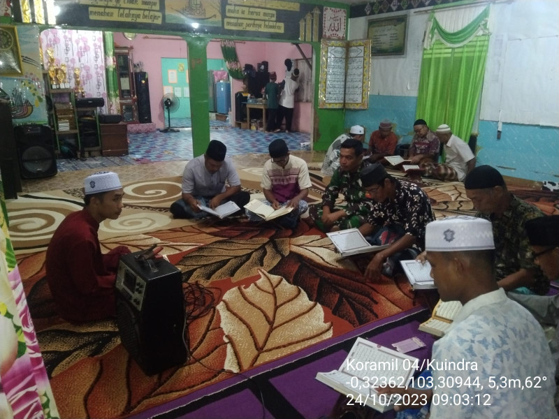 Kepedulian Babinsa Koramil 04/Kuindra Terhadap Masyarakat Untuk Tingkatkan Pengajian Kepada Anak-anak Tahfidz