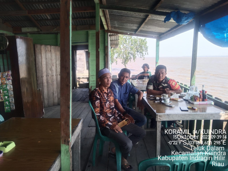 Babinsa Koramil 04/Kuindra Bersama Pemuda Untuk Terus Menjaga Persatuan dan Kesatuan Bangsa