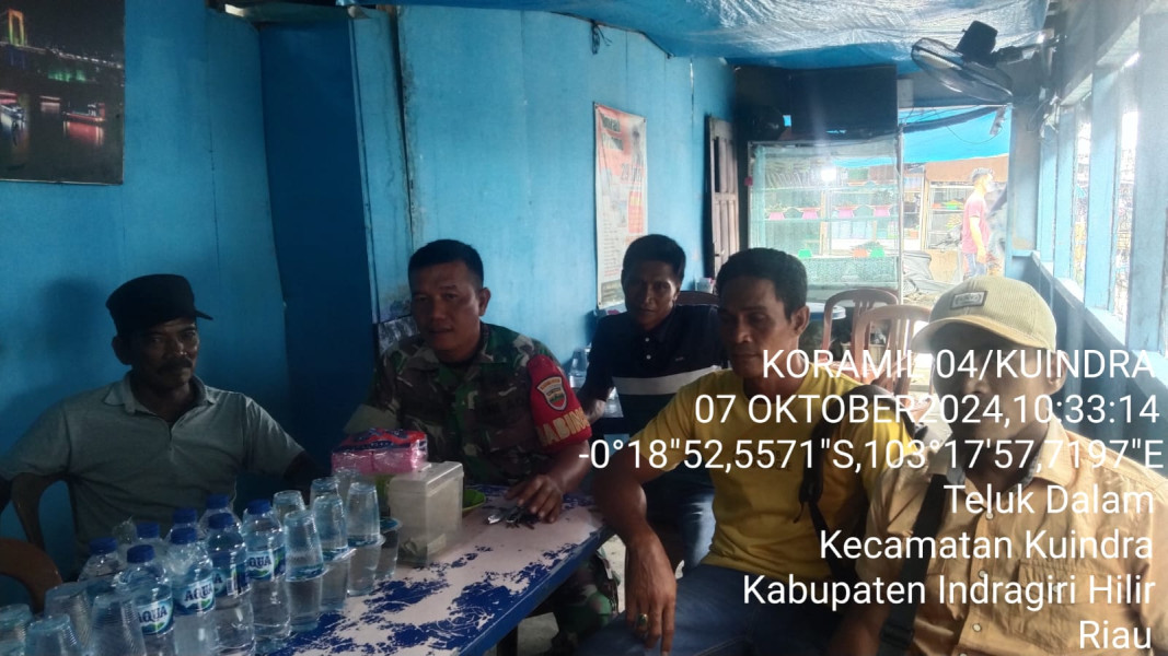 Tingkatkan Stabilitas Keamanan Jelang Pilkada Bersama Babinsa Koramil 04/Kuindra