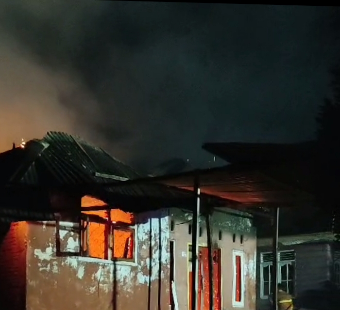 Rumah Warga Di Bagan Batu Hangus Terbakar, Diduga Akibat Korsleting Listrik