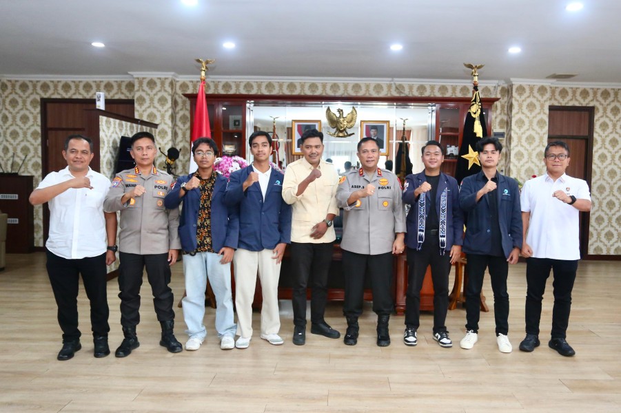 Kapolda Kepri Irjen. Pol. Asep Safrudin Terima Audiensi Aliansi Bem Si Kerakyatan Wilayah Sumatera Bagian Utara Daerah Kepri Kapolda Kepri Irjen. Pol. Asep Safrudin Terima Audiensi Aliansi Bem Si Kerakyatan Wilayah Sumatera Bagian Utara Daerah Kepri