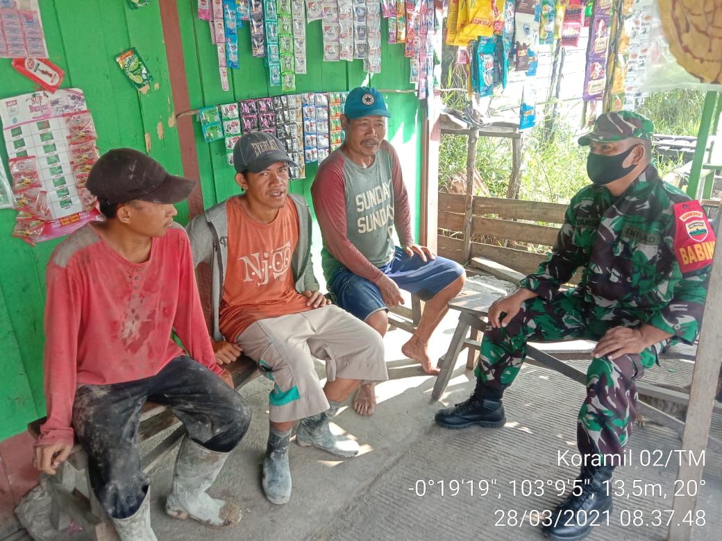 Sertu Syamsir Rutin Lakukan Komsos Bersama Masyarakat