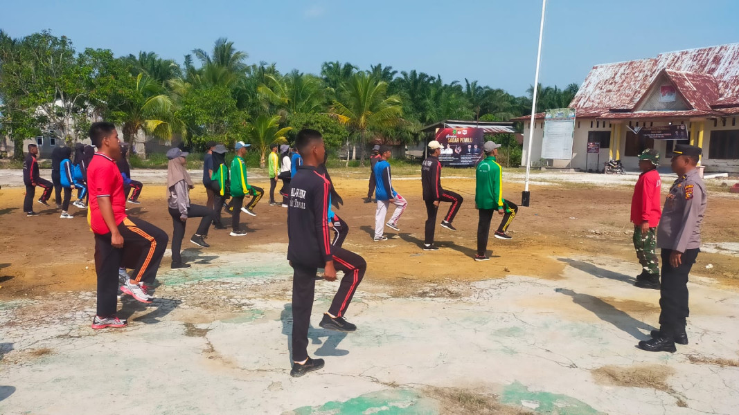 Babinsa 03/Tpl terus Latih Paskibraka Dalam Rangka HUT RI Ke-78 Tahun 2023