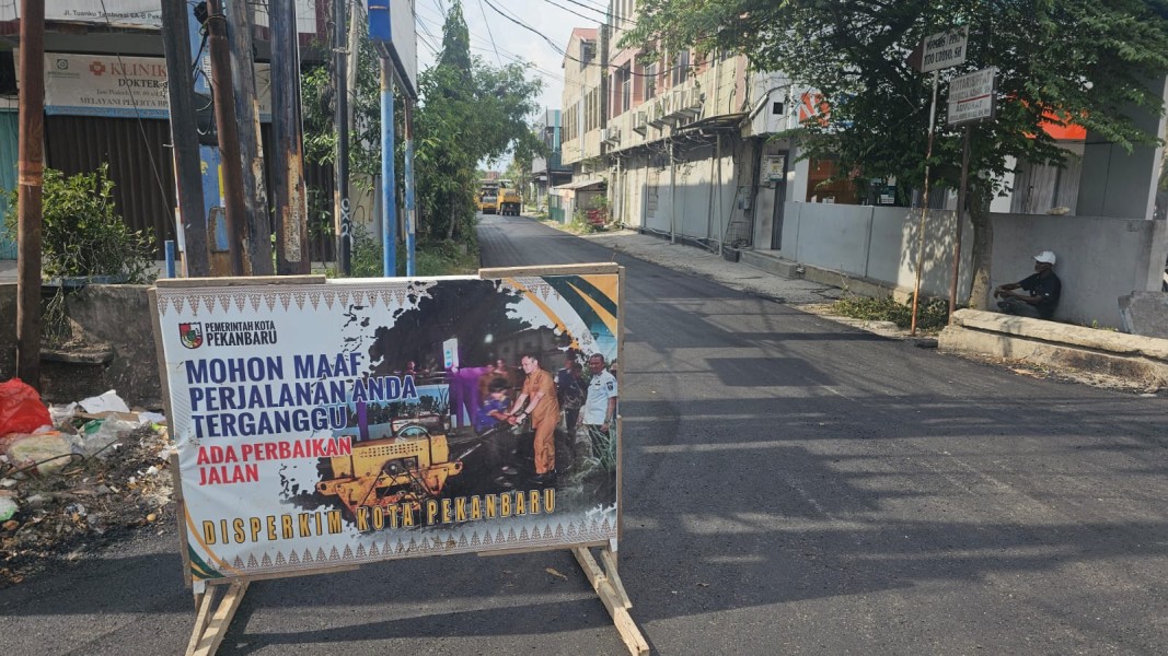 Awal Tahun, Jalan Rusak Mulai Diperbaiki