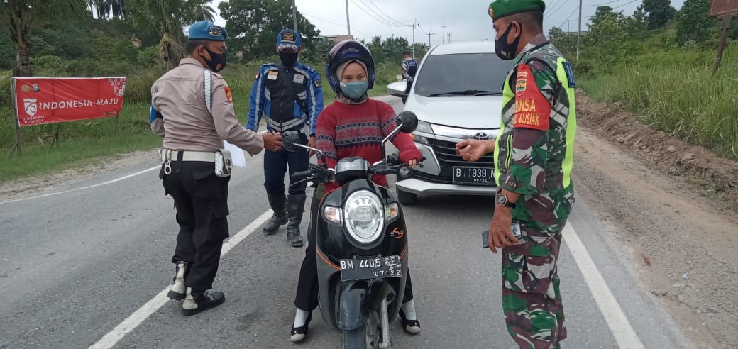 Gabungan Aparat TNI-Polri dan Dishub Siak Terus Melakukan Pengamanan di Pos Pantau