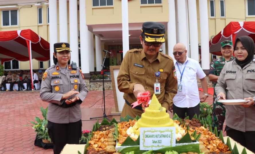 Sekdako Dumai Jadi Irup Upacara HUT Satpam ke-42