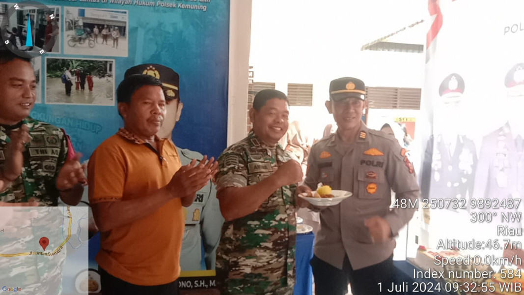Dalam Rangka Peringati HUT Bhayangkara, Danramil 09/Kemuning Berikan Ucapan Selamat Kepada Polsek Kemuning dan Keritang