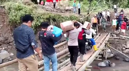 Kepedulian Polda Riau Meneduhkan Korban Bencana Galodo Sumbar, Kapolres Ucapkan Terima Kasih