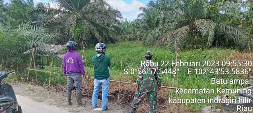 Babinsa Koramil 09/Kemuning Terus Lakukan Patroli Rutin