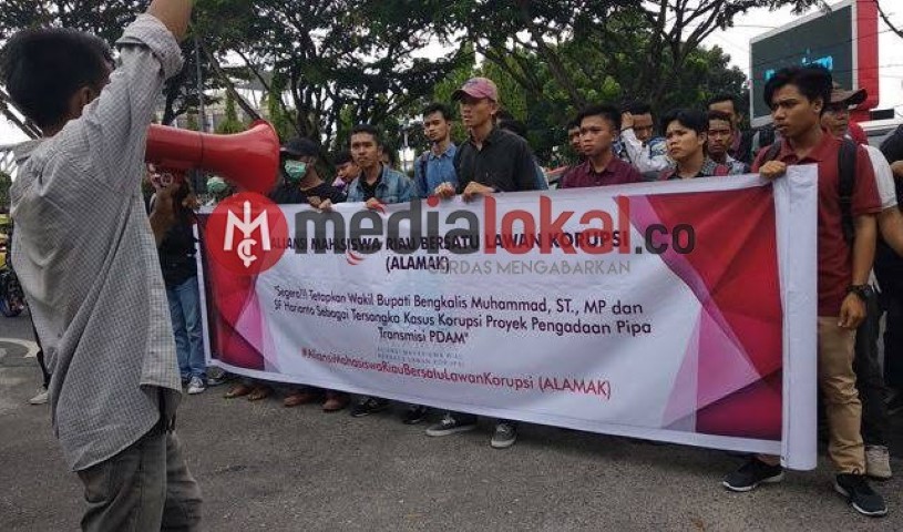 Mega Korupsi Rp2,6 Miliar, Mahasiswa Demo Kapolri Minta Kapolda Riau Proses Aktor Intelektual