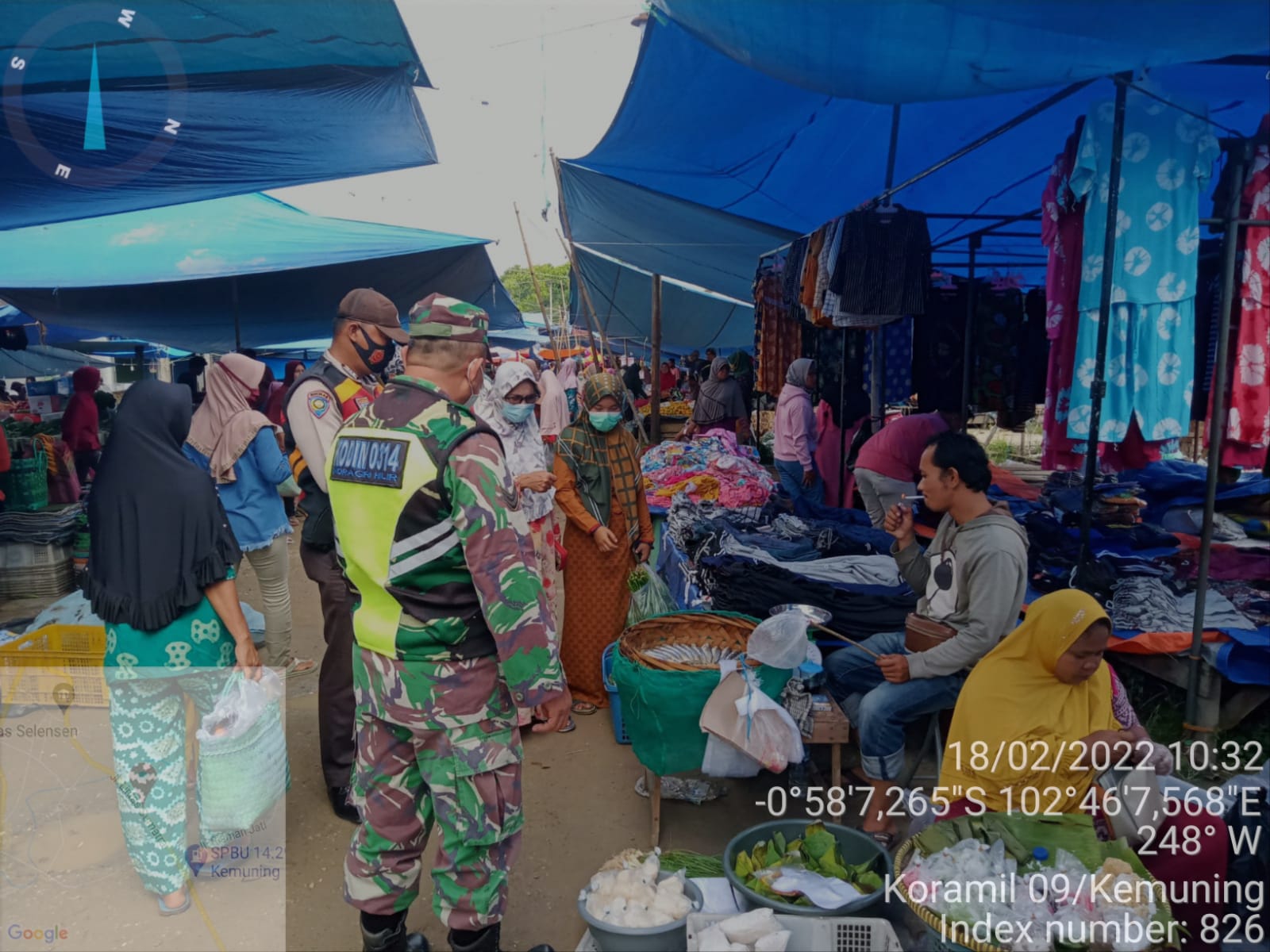 Koramil 09/Kemuning Lakukan Patroli dan Sosialisasi Prokes