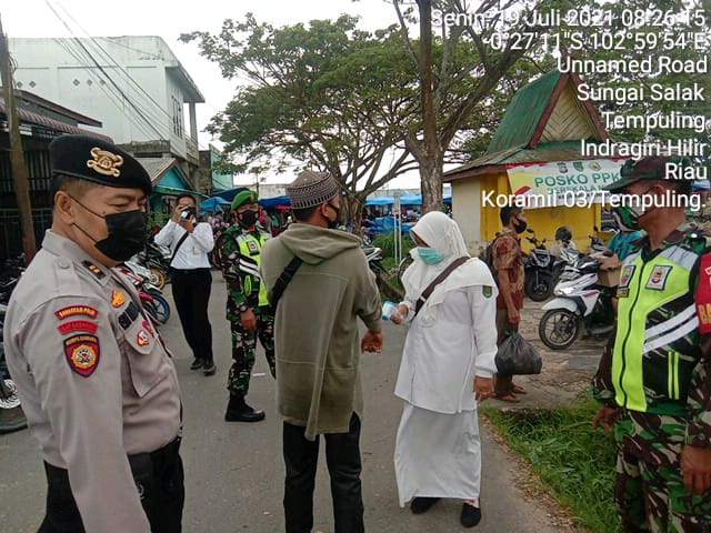 Himbauan Gaplin Protkes Oleh Babinsa 03/Tempuling Dan Gugus Tugas