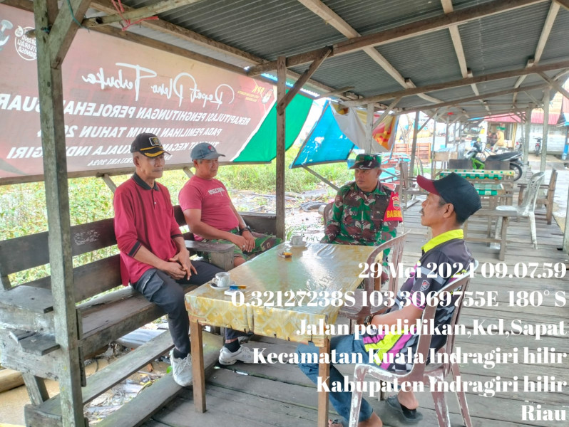 Babinsa Koramil 04/Kuindra Wujudkan Persatuan dan Kesatuan Dalam Komunikasi Sosial