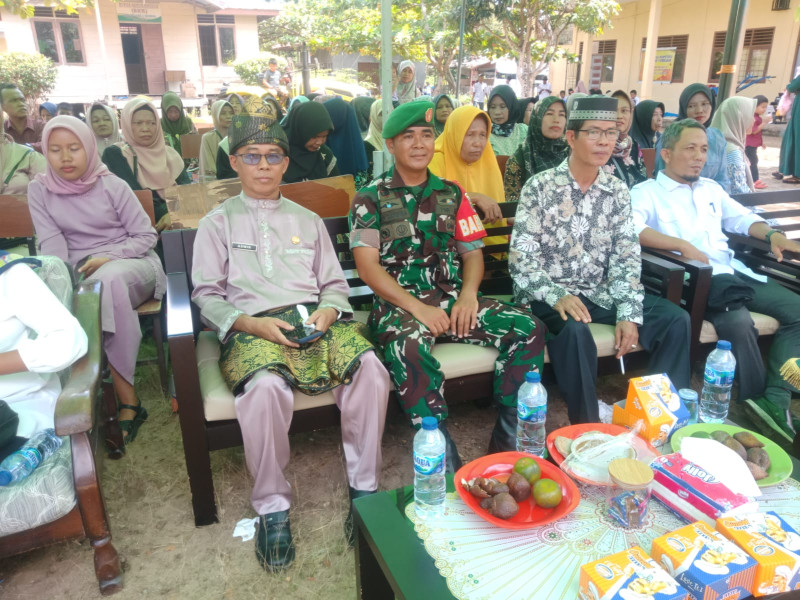 Babinsa Koramil 03/Tpl Hadiri Acara Perpisahan Pelajar SMKN 2 Kempas Desa Pekan Tua