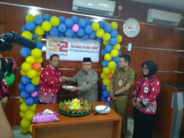 Peringati HUT yang ke-52, Ini Yang Dilakukan PT Bank Riau Kepri Cabang Tembilahan 