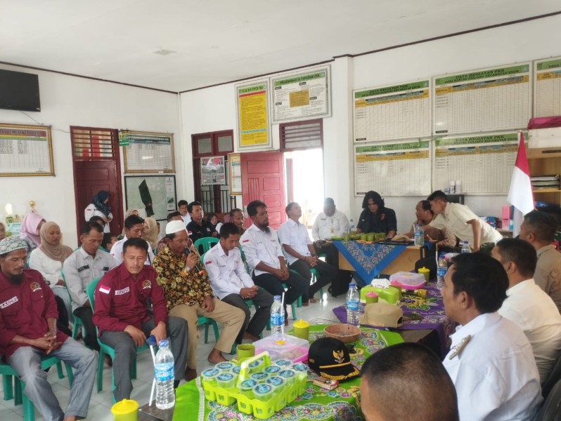 Kapolsek Enok Hadiri Musrenbang Desa Rantau Panjang, Tekankan Keamanan dan Kamtibmas