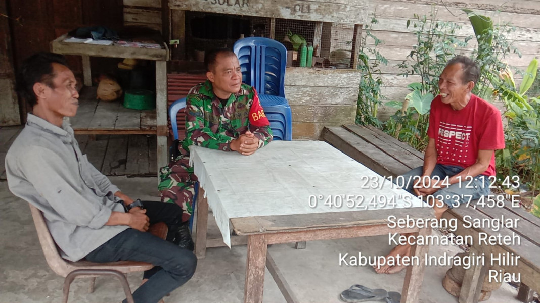 Babinsa Serka M. Hasan Rutin Laksanakan Komsos Guna Ciptakan Pemilu Damai