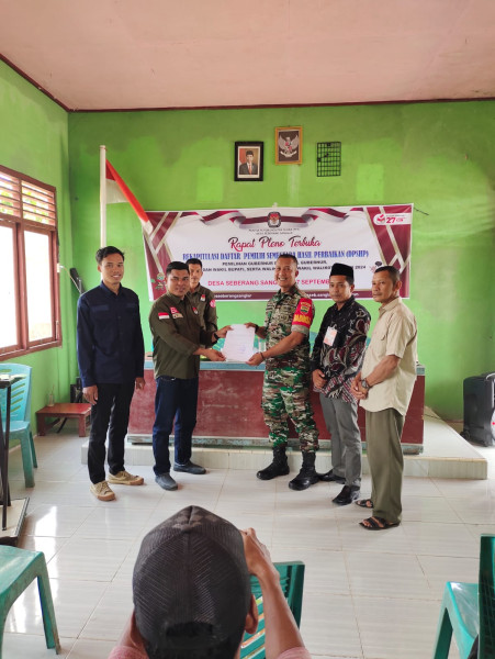 Babinsa Serda Johansah Bersama Perangkat Desa Bersilaturahmi dan Jalin Kebersamaan