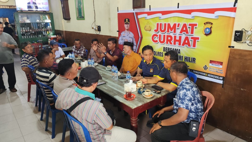 Polres Indragiri Hilir Gelar Jumat Curhat Bersama Masyarakat Tembilahan, Serap Aspirasi dan Perkuat Kamtibmas
