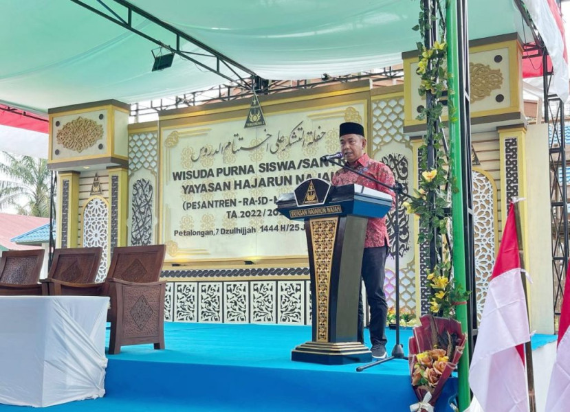 Haflah Akhirusssanah Yayasan Hajarun Najah Tebu Ireng 3 dan Wisuda Purna Siswa / Santri di Desa Petalongan