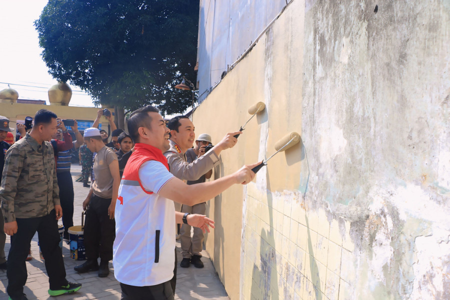 Pj Walikota Apresiasi Aksi Bersih-bersih Sempena HUT Bhayangkara dan HUT Pekanbaru