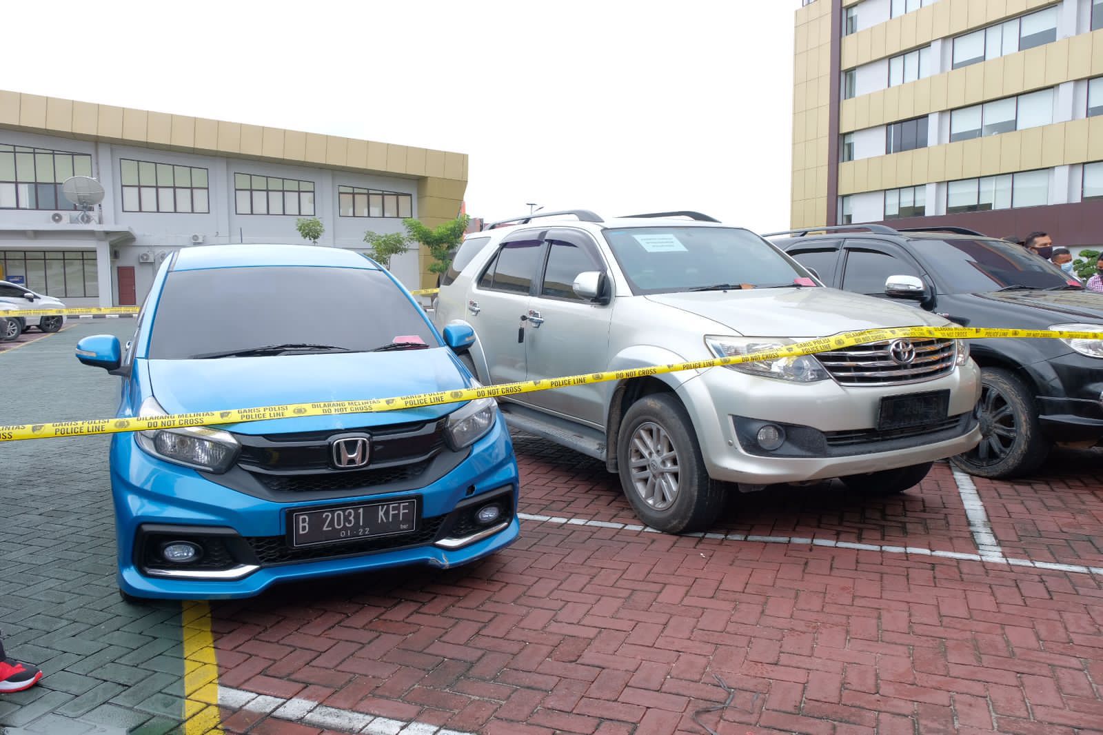 7 Mobil dan 4 Motor Tanpa Dokumen Ditemukan, Masyarakat Merasa Pemilik Diminta Hubungi Polda Riau