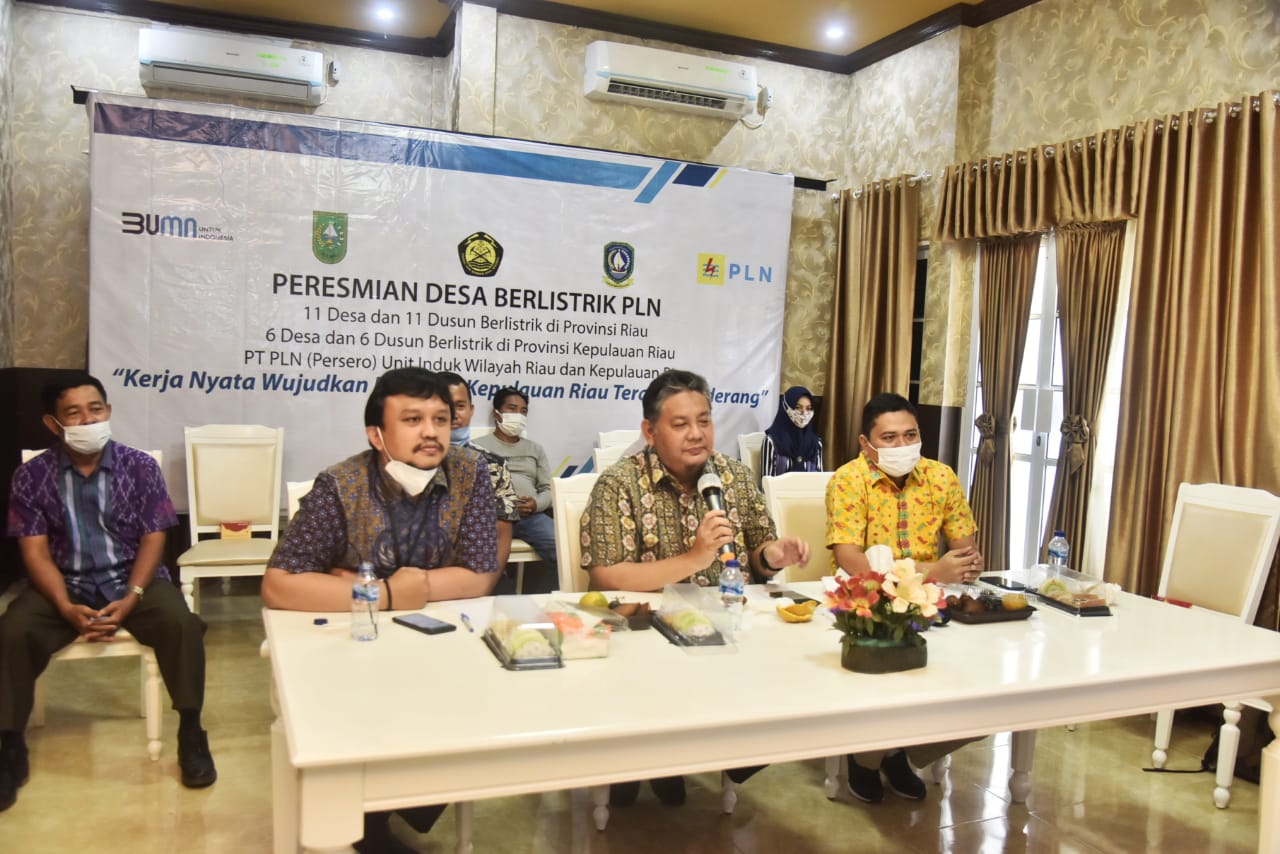11 Desa dan 11 Dusun di Riau Kini Telah Resmi Berlistrik PLN