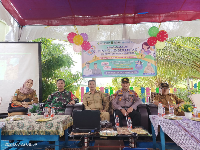 Sukseskan PIN Polio, Babinsa Koramil 03/Tpl Sertu Angga W. Laksmana Hadiri Kegiatan Pencanangan PIN Polio Serentak Kabupaten Inhil