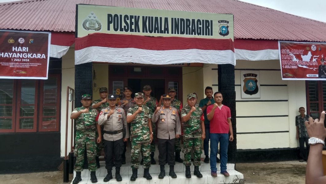 Sebagai Bentuk Solidaritas dan Kebersamaan, Danramil 04/Kdr Berikan Ucapan HUT Bhayangkara Kepada Polsek Kuindra