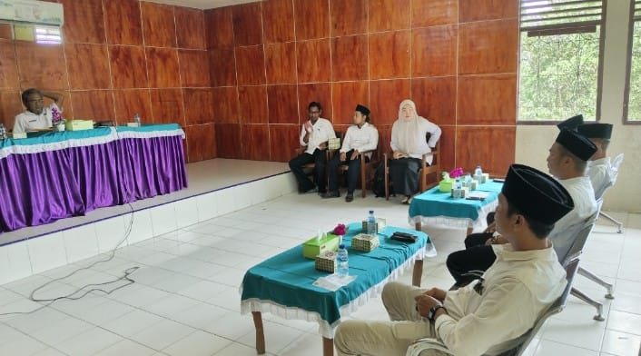 Polemik Calon PAW Kades Sekara, Izhar Pahwi Menduga Tim Penguji Tidak Netral Polemik Calon PAW Kades Sekara, Izhar Pahwi Menduga Tim Penguji Tidak Netral