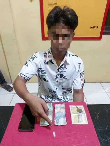 Pengedar Shabu Dibekuk Saat Melintas di Bandara Tempuling