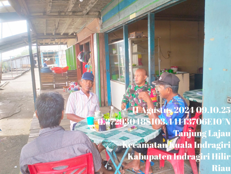 Babinsa Serda S.R. Siahaan Himbau Masyarakat Untuk Selalu Berhati-hati Dalam Bekerja