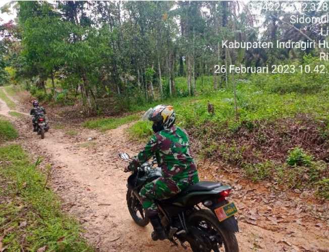 Babinsa Koramil 04/PP Terus Lakukan Patroli ajak Warga Cegah Karhutla