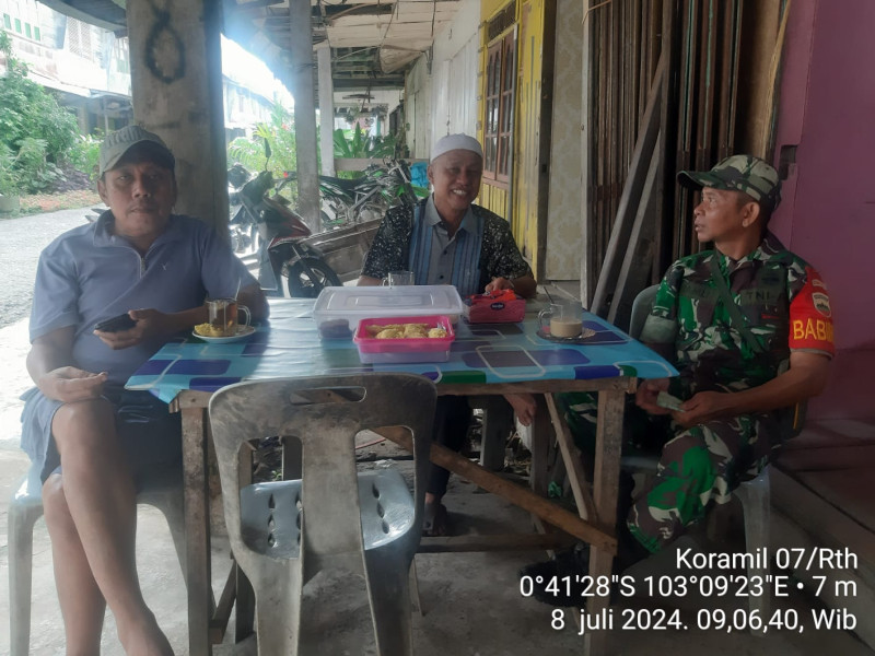 Dengan Komsos, Koramil 07/Reteh Dapat Jaga Hubungan Baik Antar Sesama