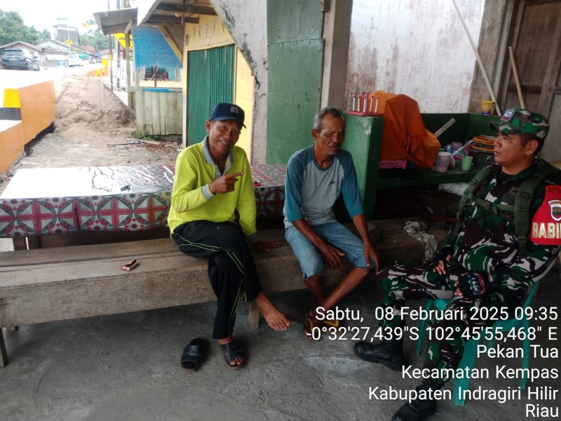 Keakraban TNI dan rakyat, Modal Pertahanan Negara, Babinsa Koramil 03/Tpl Komsos Dengan Tomas