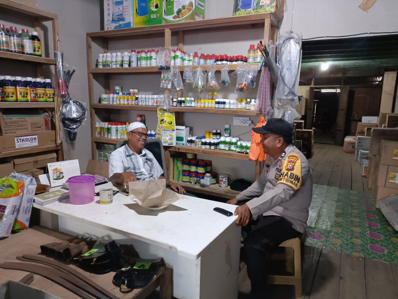 Komsos Terus Jaga Hubungan Baik, Bhabinkamtibmas Desa Belantaraya Melaksanakan Komsos Dengan Warga Binaan