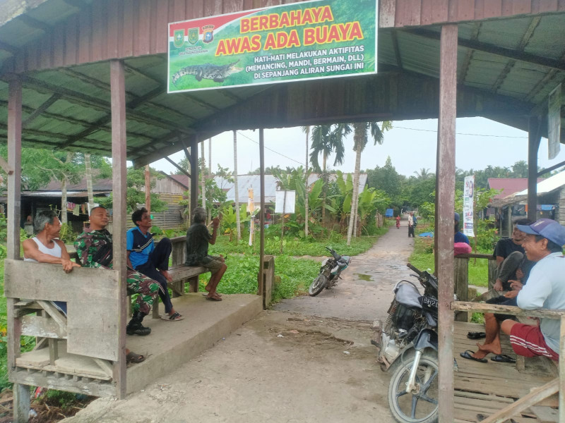 Komsos Serka Ferry Barus Babinsa Koramil 07/Reteh, Penguatan Hubungan TNI-Masyarakat