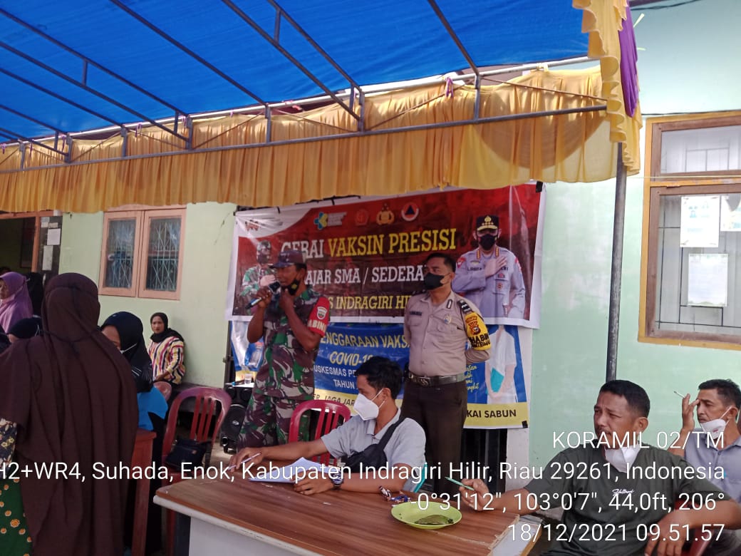 Babinsa dan Bhabinkamtibmas Bantu dan Dampingi Percepatan Vaksinasi di Desa Suhada