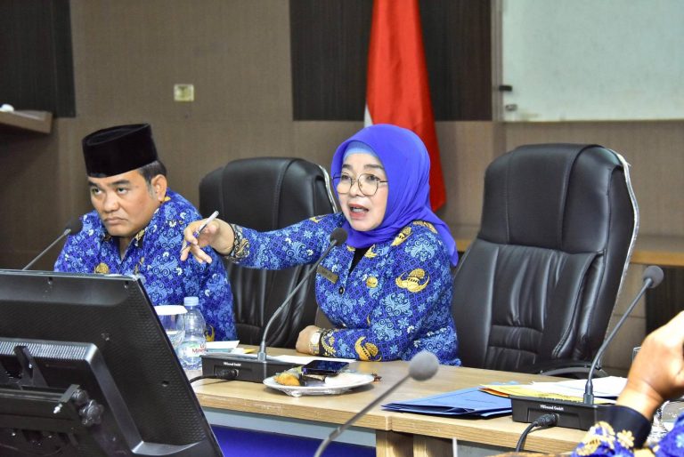 Pj Sekda Ramlah Pimpin Rapat Evaluasi MCP Pemda Kampar Pj Sekda Ramlah Pimpin Rapat Evaluasi MCP Pemda Kampar