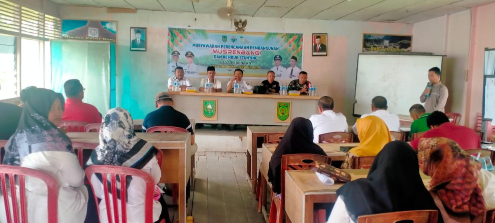 Upaya Percepatan Penurunan Stunting, Danramil 09/Kemuning  Hadiri Rapat Musrembang Desa