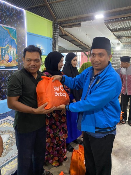 Buka Puasa Bersama OKP dan Organisasi Cipayung Plus, KNPI Inhil Serahkan Bantuan Sembako