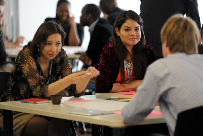 Pemilu 2024 Mendekat, Pelibatan Milenial dan Gen-Z dalam Politik Makin Urgen