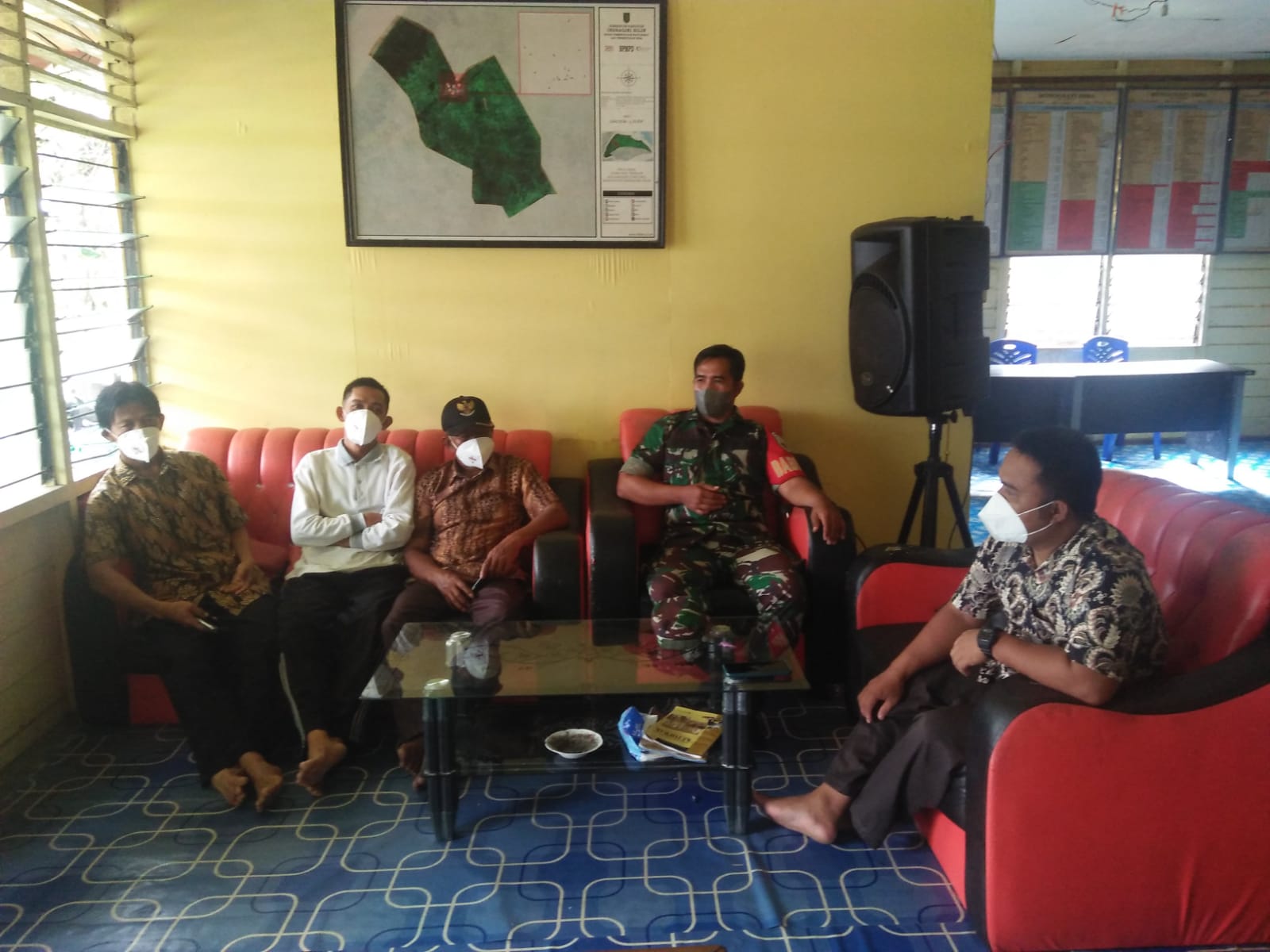 Melalui Komsos, Serda Mas Yayat Rutin Turun ke Wilayah Binaan Guna Jalin Silaturrahmi