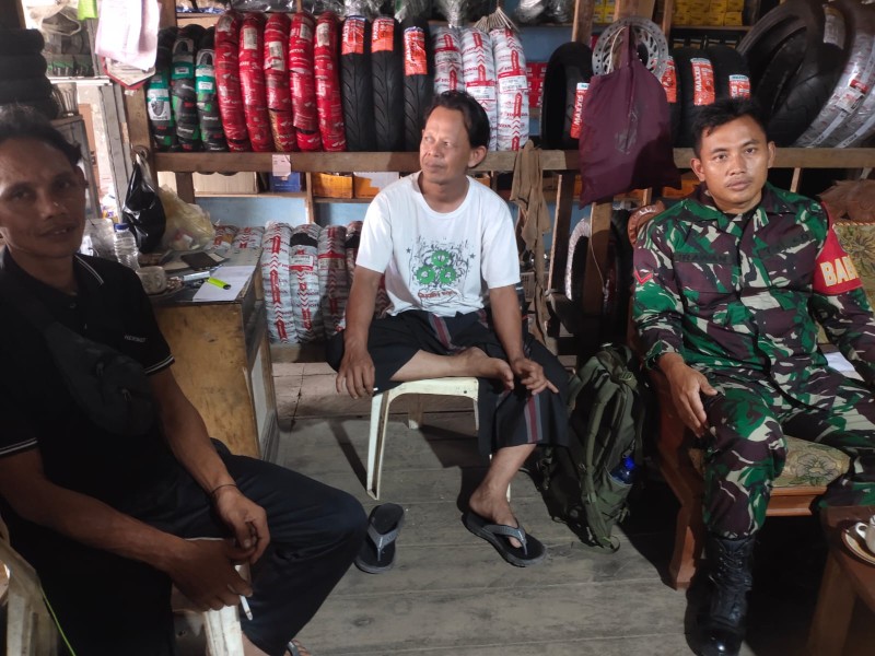 Babinsa Koramil 07/Reteh Laksanakan Komsos dengan Warga Binaan Secara Rutin