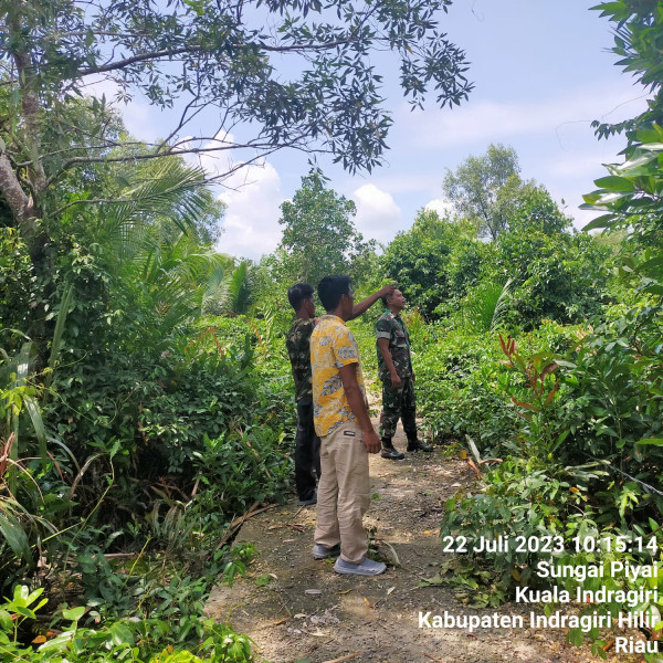Babinsa Koramil 04/Kuindra Himbau Warga Untuk Jaga Karlahut Karna Sudah Memasuki Musim Kemarau