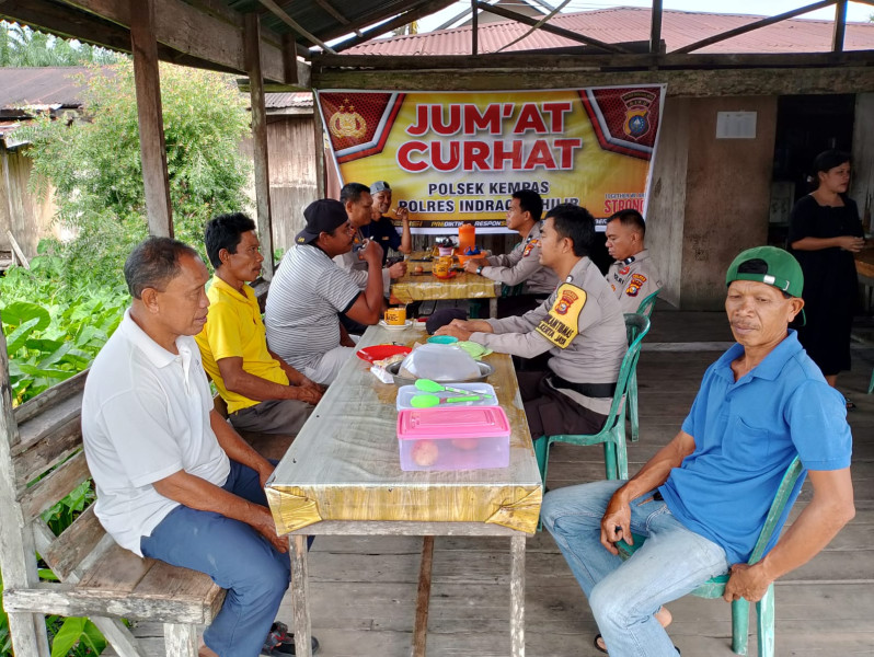 Polsek Kempas Gelar Jumat Curhat Jelang Peringatan Isra' Mi'raj, Wujudkan Kerukunan dan Kedamaian