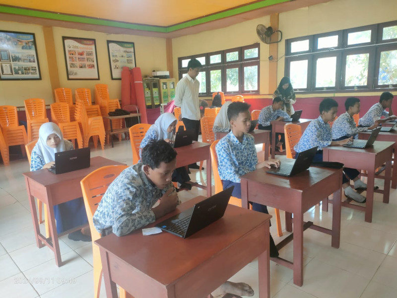 SMP IT Insan Mulia Sungai Intan Gelar ANBK