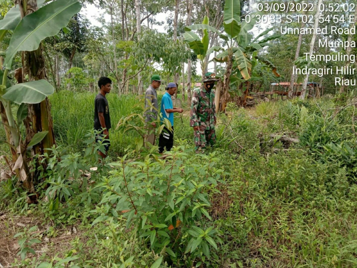 Babinsa 03/Tempuling Serka Nuryadi Lakukan Patroli Karhutla