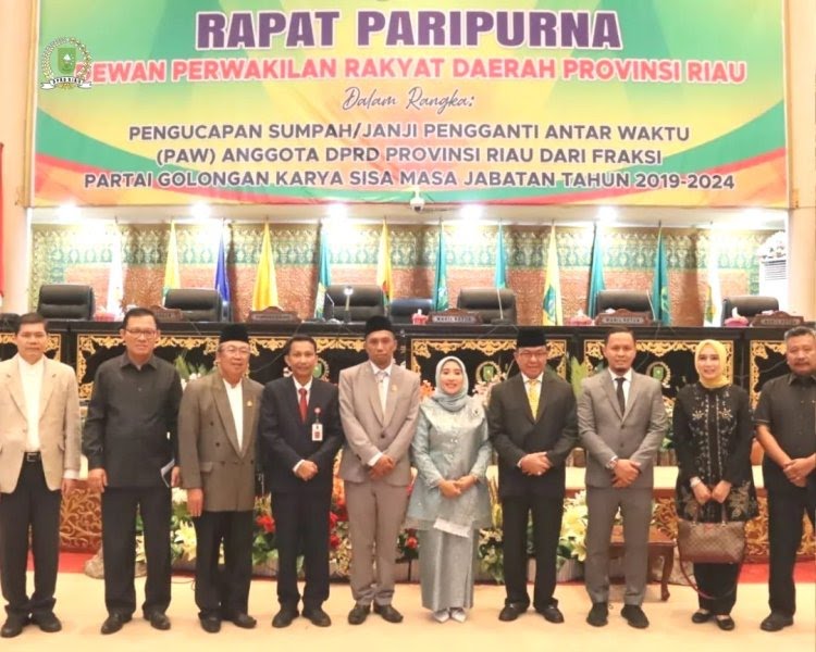 Paripurna PAW Anggota DPRD Riau, Kartika Roni Gantikan Sulastri