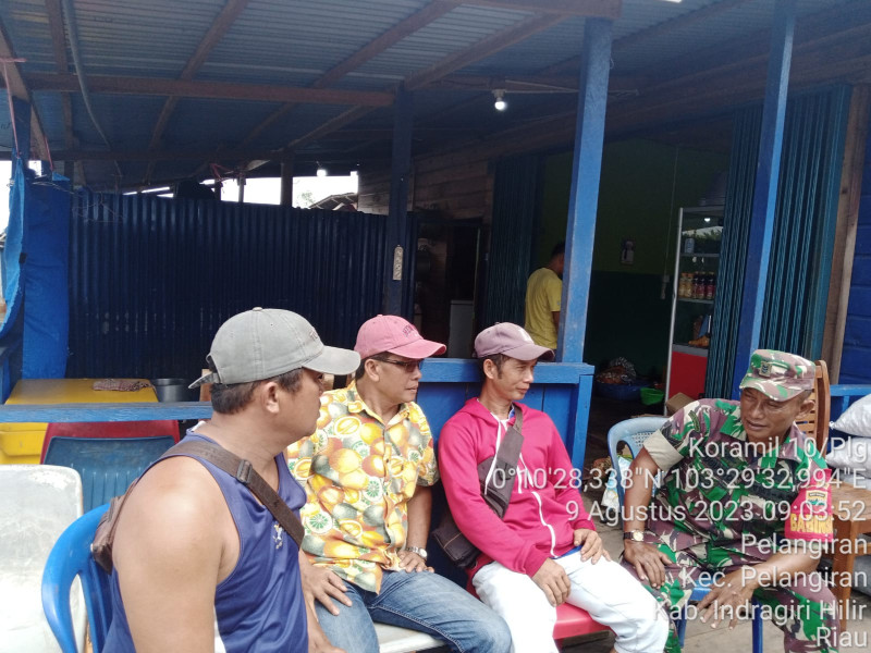 Ciptakan Situasi Yang Kondusif, Koramil 10/Pelangiran Jaga Keamanan dan Ketertiban di Lingkungan